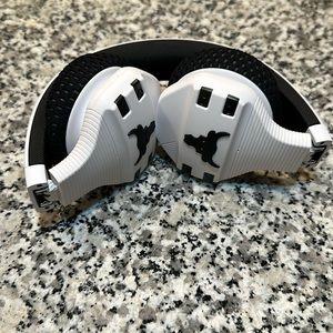 JBL Under Armour, Sport Wireless Train-Project Rock Edition, Sport Headphones.